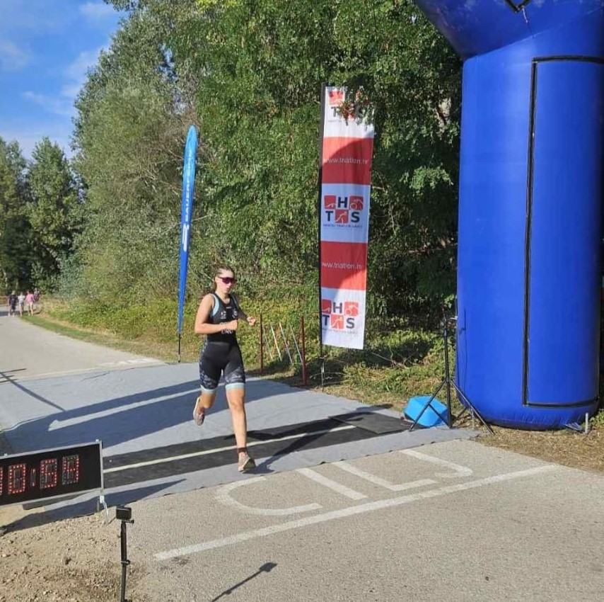 triatlon; natjecatelji; triatlon klub trimax; lara cippico